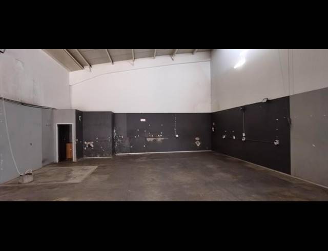 INDUSTRIAL PROPERTY TO RENT IN N4 GATEWAY INDUSTRIAL PARK